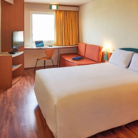 Ibis Monterrey Aeropuerto Hotel Apodaca Екстериор снимка