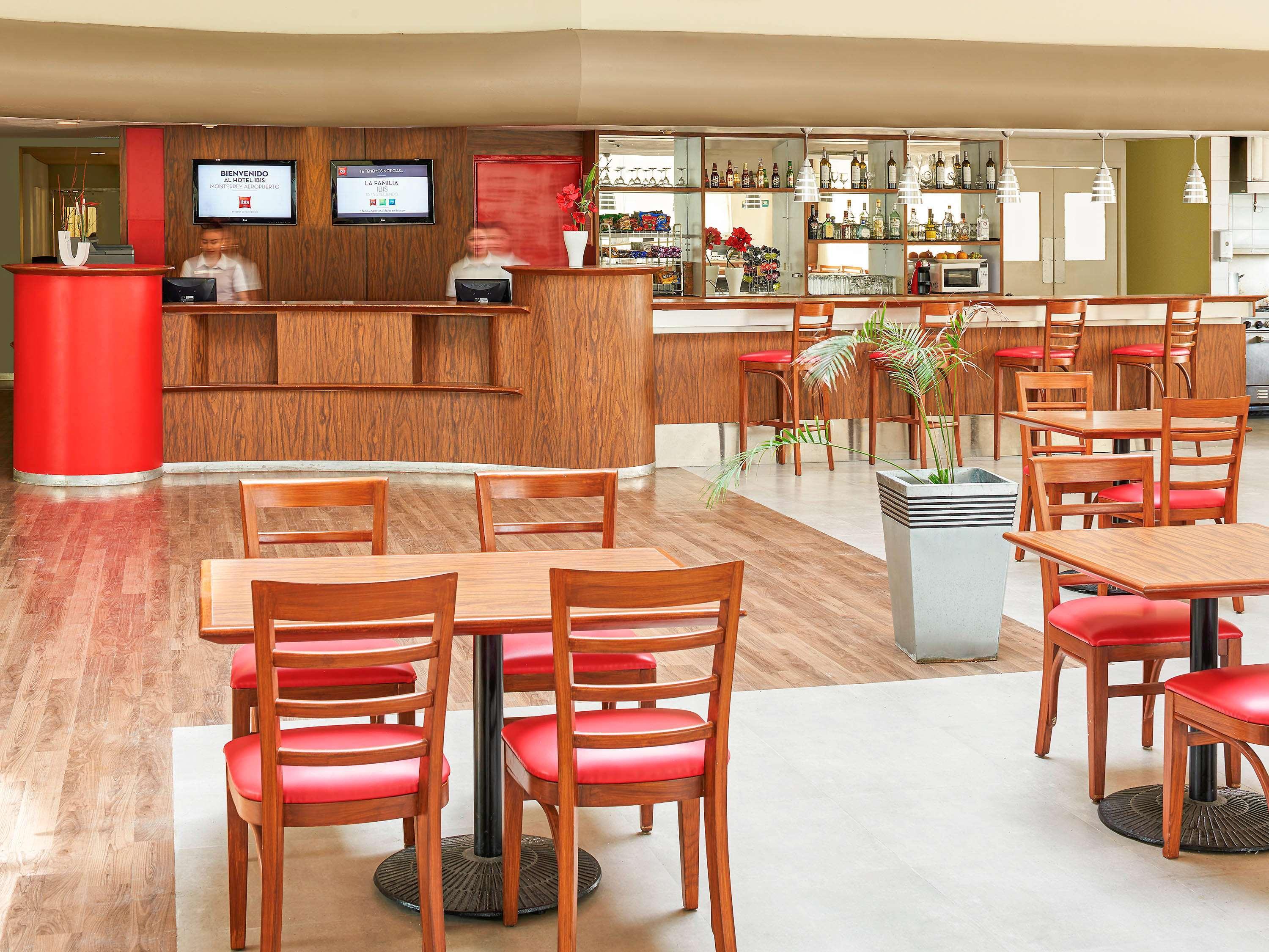 Ibis Monterrey Aeropuerto Hotel Apodaca Екстериор снимка