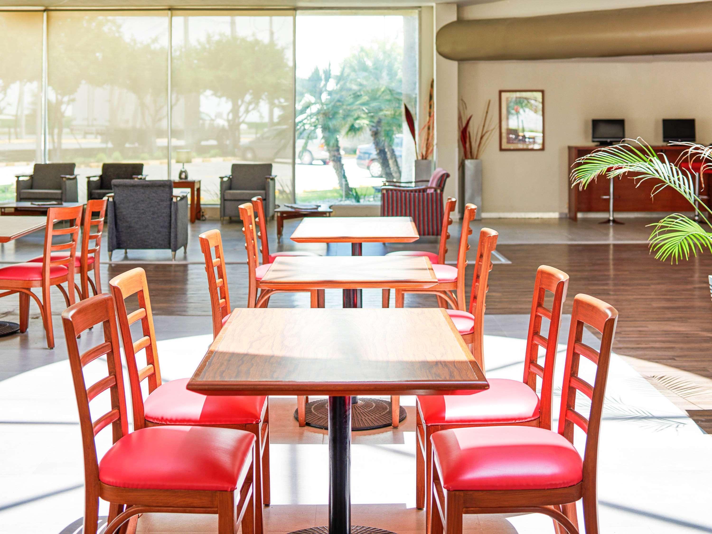 Ibis Monterrey Aeropuerto Hotel Apodaca Екстериор снимка