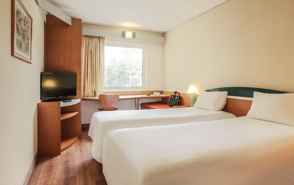 Ibis Monterrey Aeropuerto Hotel Apodaca Екстериор снимка