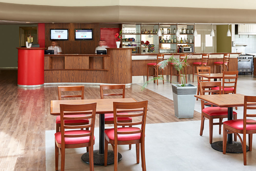 Ibis Monterrey Aeropuerto Hotel Apodaca Екстериор снимка