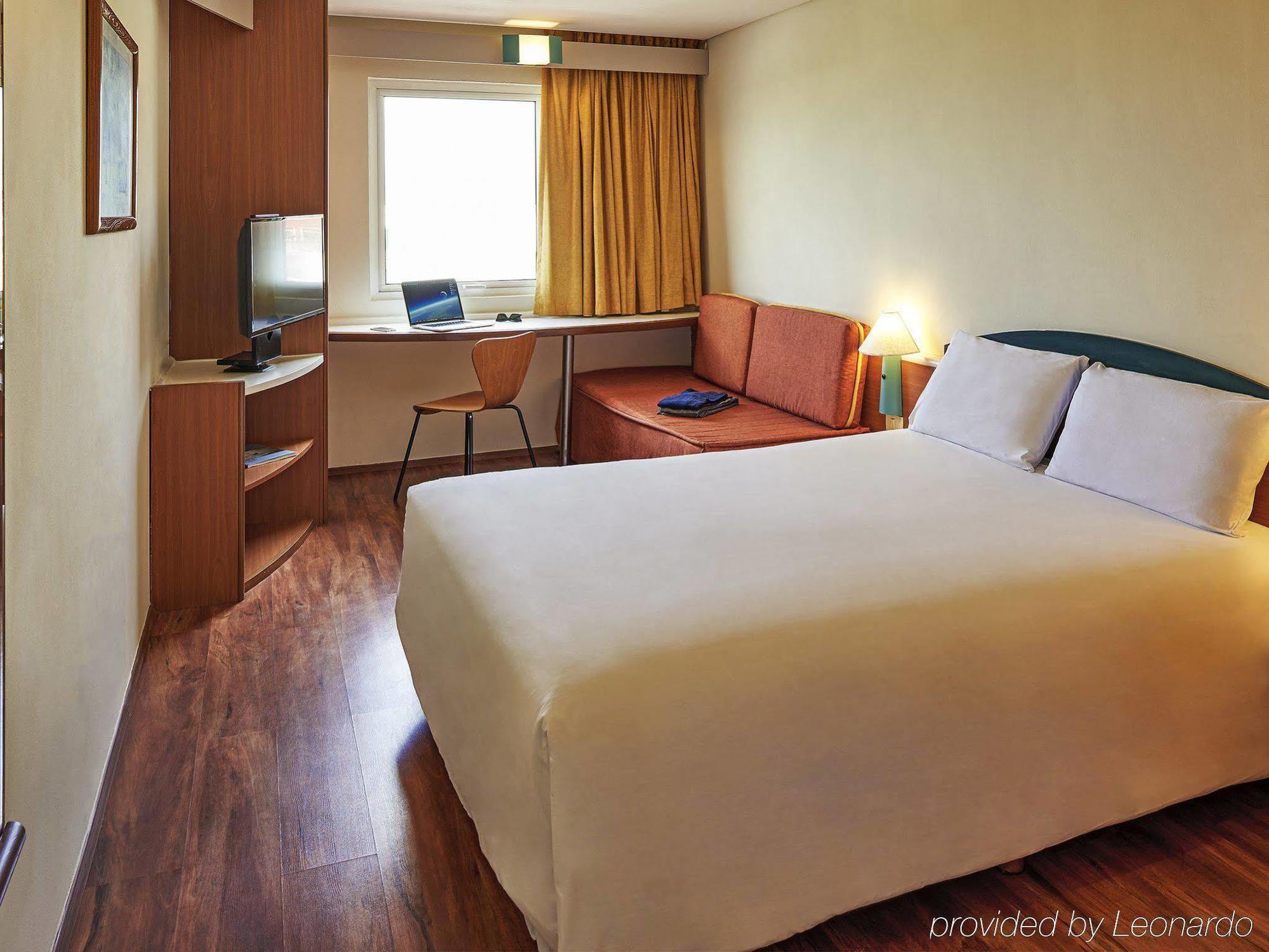 Ibis Monterrey Aeropuerto Hotel Apodaca Екстериор снимка